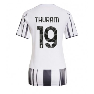 Ženski Nogometni dresi Juventus Khephren Thuram #19 Domači 2025-26 Kratek Rokav Ženski Nogometni dresi Juventus Khephren Thuram #19 Domači 2025-26 Kratek Rokav